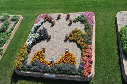 Slideshow: Raker Trial Gardens 2009