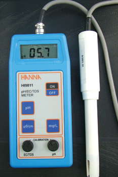 Media pH, EC & Water Quality: The Basics Of Monitoring
