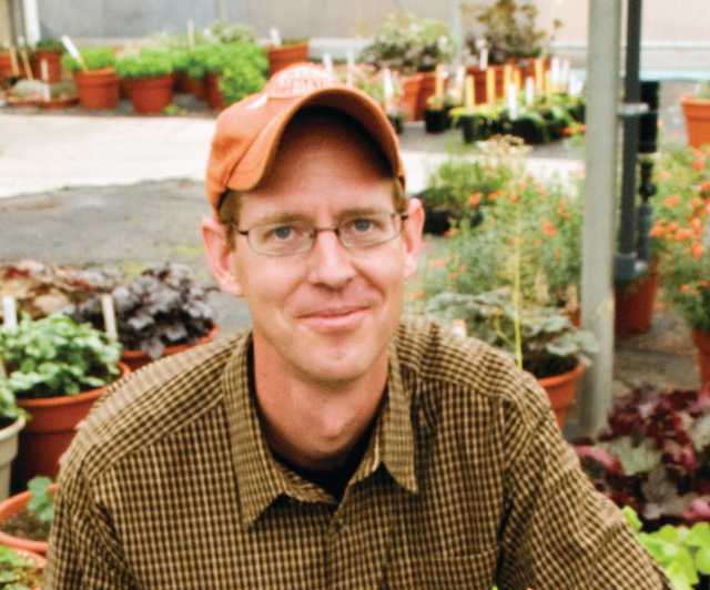 Hans Hansen, Walters Gardens Inc.