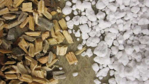 Pine Wood Chips As An Alternative To Perlite In Greenhouse Substrates: Fertilization Requirements