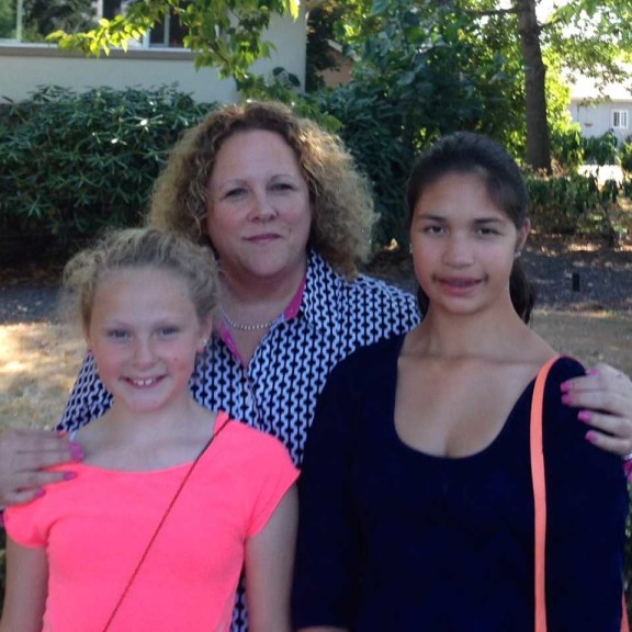 Daniel with her daughters, Lena and Libby