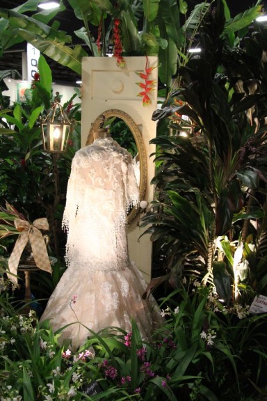 Tip 3: Use a mannequin to add a Halloween vibe to your tropical department.