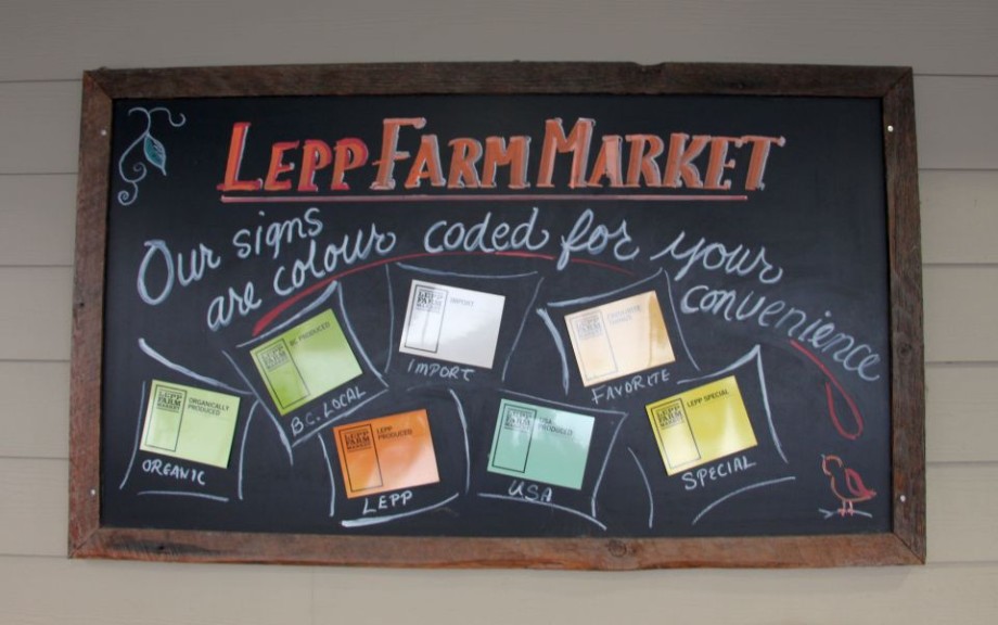 Color coded signs at Lepp Farm Market