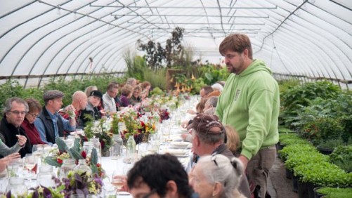How To Host A Spectacular Farm Dinner