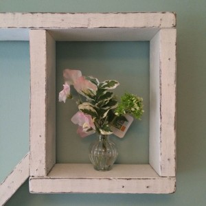 Small floral arrangement in the "love" sign in the girls' bedroom.