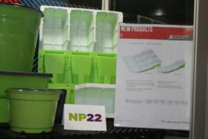 3.0 Locking Plant Guide Clamshell (Landmark Plastic)