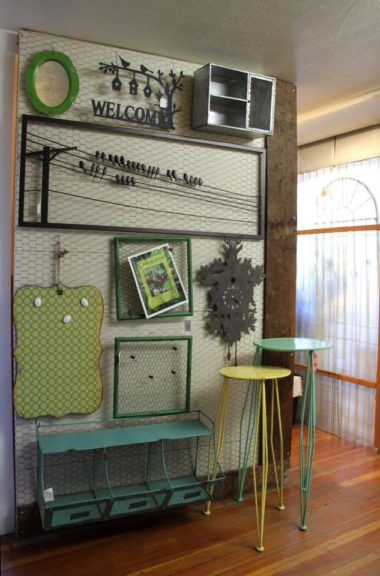 Chicken wire display wall at Garden Fever