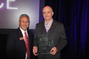 Joe Lara of BASF and Albert Grimm (Head Grower of the Year) of Jeffery's Greenhouses