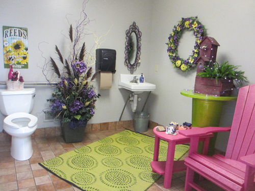 Silver Award: Van Atta’s Greenhouse & Flower Shop, Haslett, MI