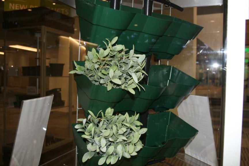 Vertical Planter for Green Walls (Tyne Molds and Machinery)