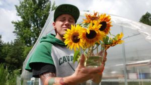 Cast Your Vote in National Garden Bureau’s Therapeutic Garden Grant Program