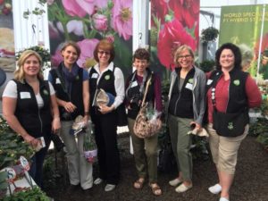Garden Writers at GroLink