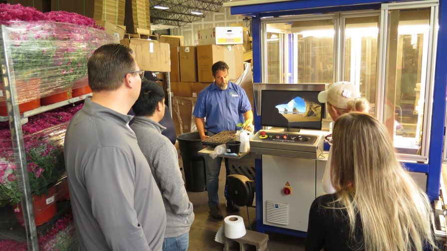 New Jersey Greenhouse Shows How Produce Growers Can Learn from Floral