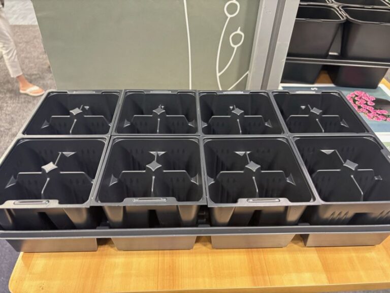 T804SJT Pack and TR8 Tray (Landmark Plastic)