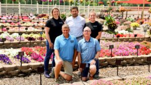 August: Mast Young Plants