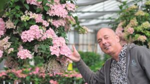 Floriculture Plant Pioneer Garry Grueber Set to Retire